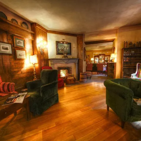 Novecento Romantic - Estella Collection & Experience