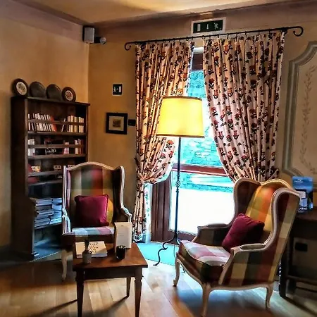 Hotel Novecento Romantic - Estella Italia 4*