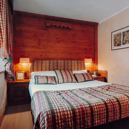 Novecento Romantic - Estella Italia Hotel 4*