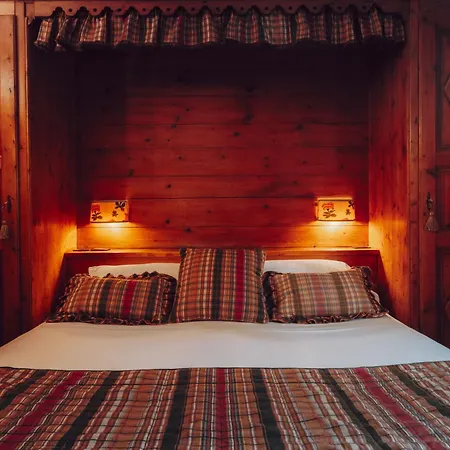 Novecento Romantic - Estella Italia 4*