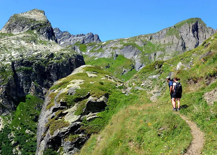 Novecento Romantic - Estella Collection & Experience